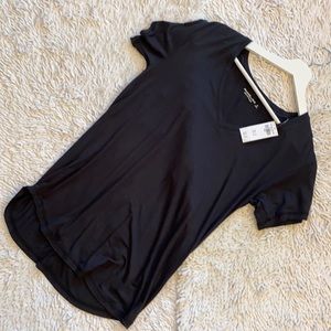 Abercrombie drapey Vneck T
